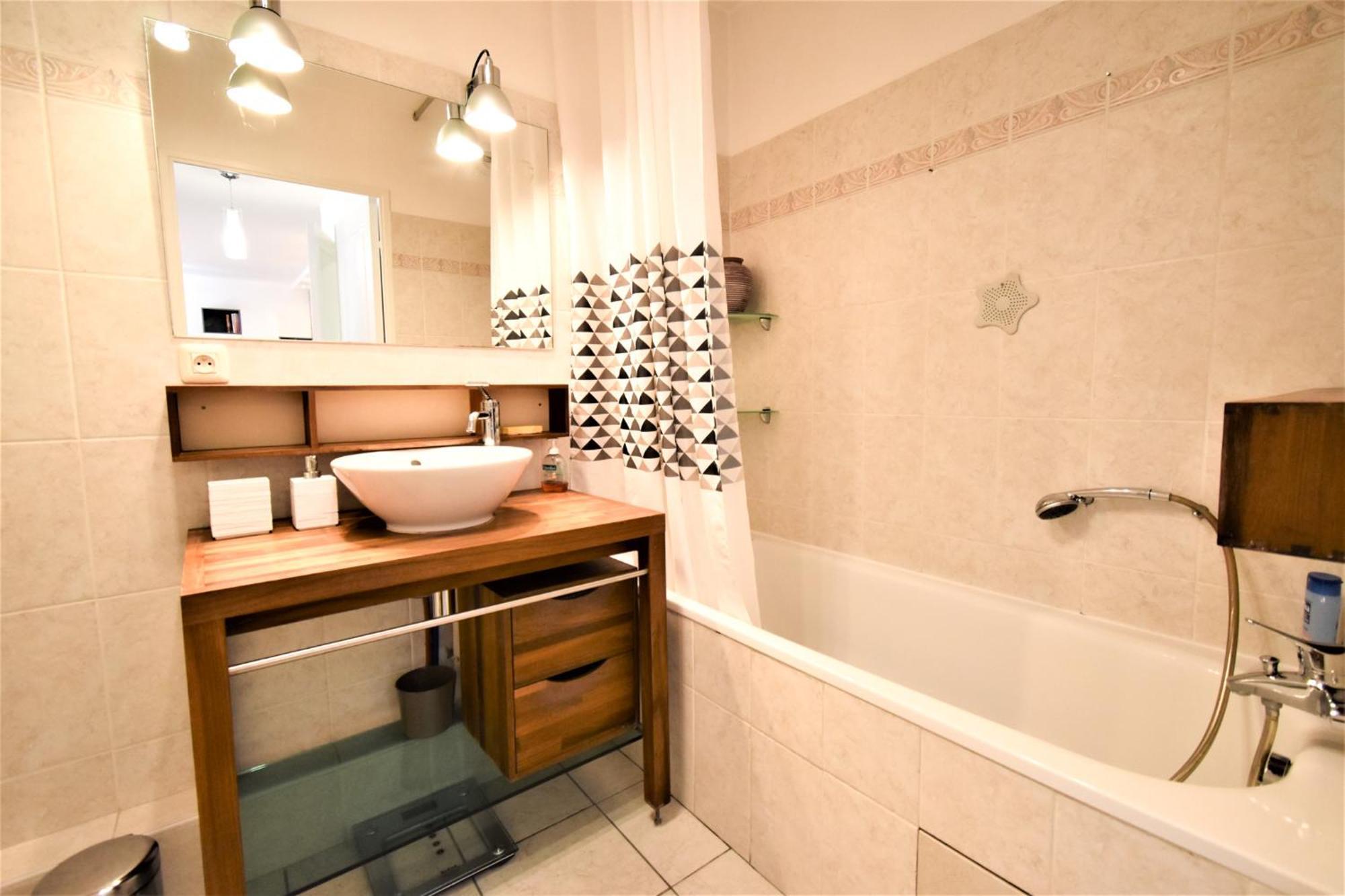Ferienwohnung Le Cap Soleil -Standing - Piscine Collective Et Parking Prive Roquebrune-Cap-Martin Exterior foto