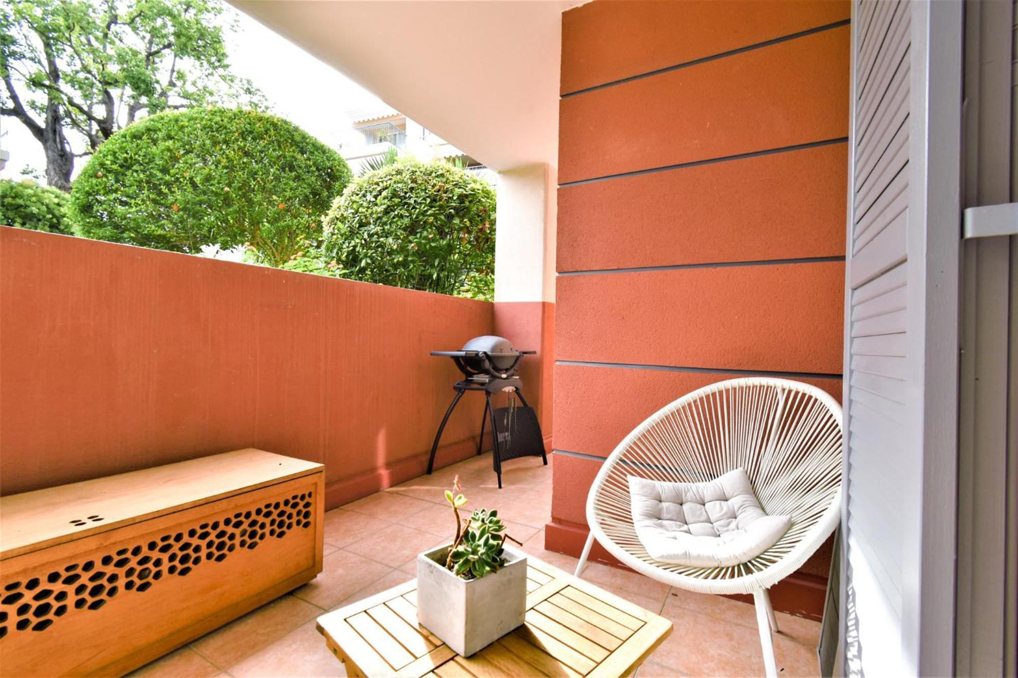 Ferienwohnung Le Cap Soleil -Standing - Piscine Collective Et Parking Prive Roquebrune-Cap-Martin Exterior foto